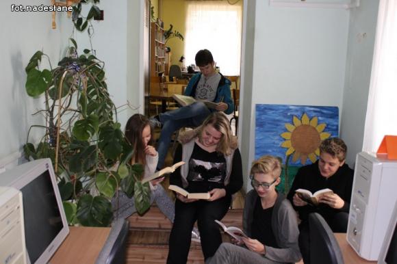 Czytelnicza sztafeta szkół w Zespole Szkół Nr 1 w Żychlinie