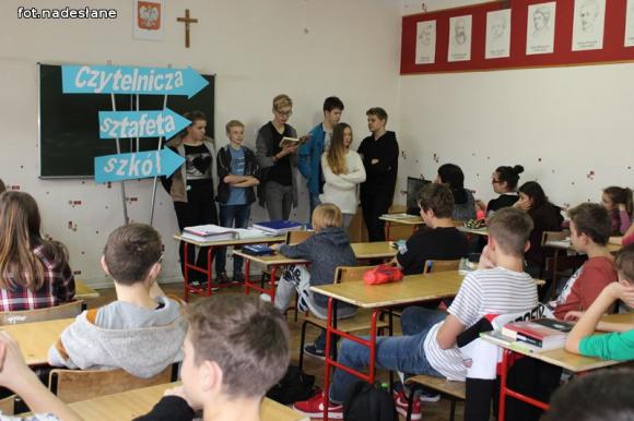 Czytelnicza sztafeta szkół w Zespole Szkół Nr 1 w Żychlinie