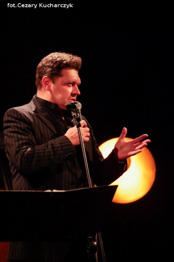 Piosenki Przybory w jazzowo-klezmerskim anturażu