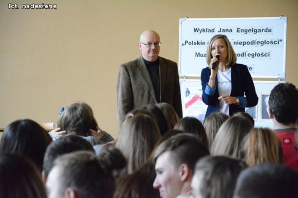 O Niepodległej w Kasprowiczu