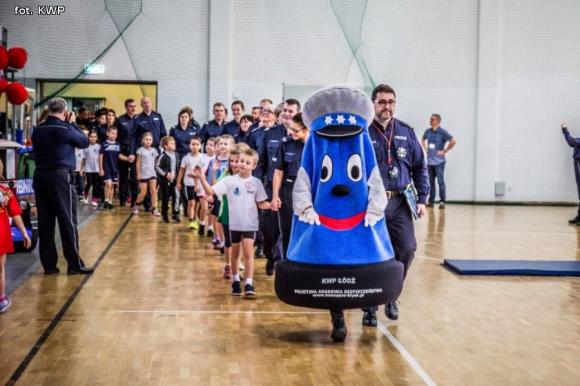  Policyjna Akademia Bezpieczeństwa. Roksana Hartwich i Patryk Skalski ze szkoły w Krośniewicach z nagrodami