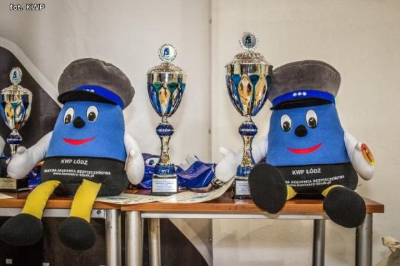  Policyjna Akademia Bezpieczeństwa. Roksana Hartwich i Patryk Skalski ze szkoły w Krośniewicach z nagrodami