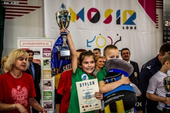  Policyjna Akademia Bezpieczeństwa. Roksana Hartwich i Patryk Skalski ze szkoły w Krośniewicach z nagrodami