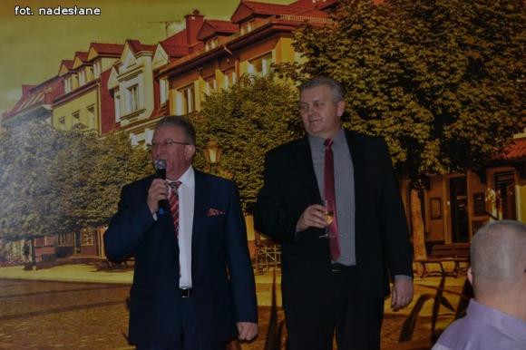 Baseballiści balowali