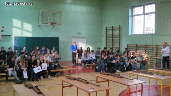 Zawody strzeleckie w Trójce