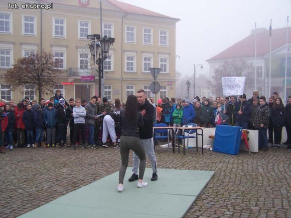 Nie toleruj przemocy. Zareaguj