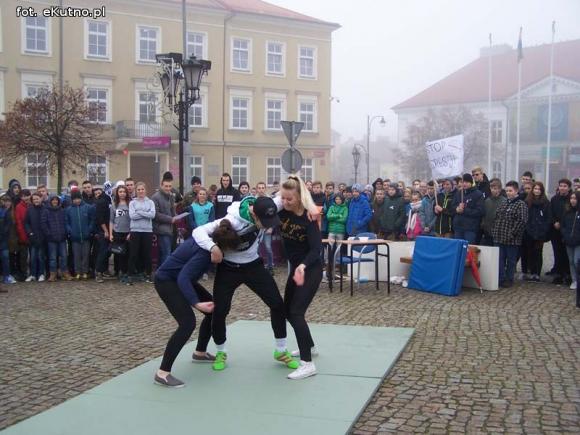 Nie toleruj przemocy. Zareaguj