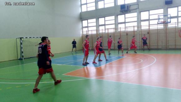 Piłkarze ręczni z ZS nr 1 w Kutnie najlepsi w powiecie