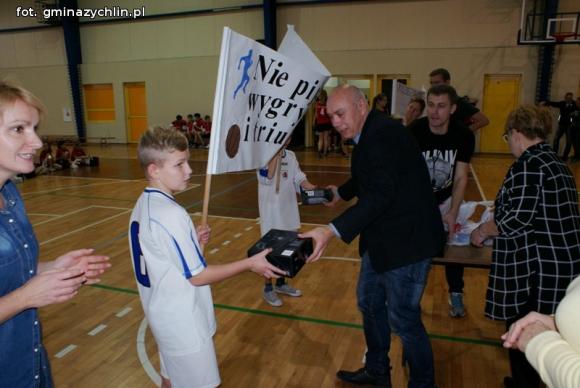 Żychlin: Gminna Turniejada Sportowa pod hasłem Nie piję, więc triumfuję i wygrywam