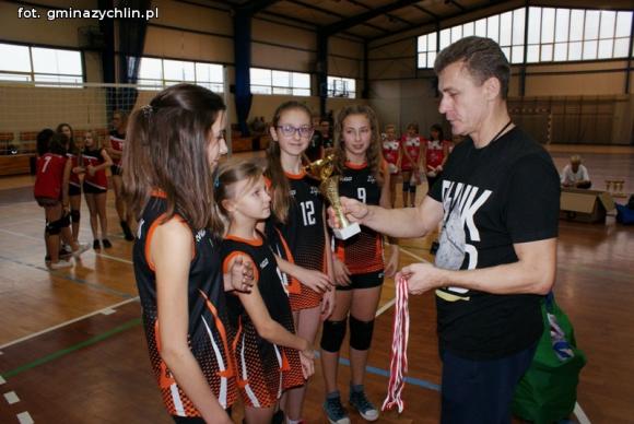 Żychlin: Gminna Turniejada Sportowa pod hasłem Nie piję, więc triumfuję i wygrywam