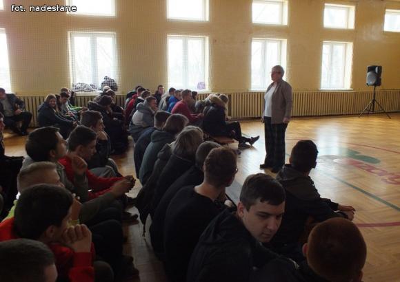 Pierwszy Polski Dron BIELIK firmy DRON HOUSE w ZS Nr 4 w Kutnie - Azorach