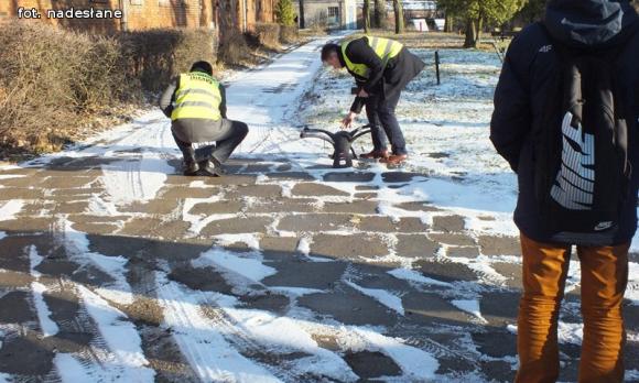 Pierwszy Polski Dron BIELIK firmy DRON HOUSE w ZS Nr 4 w Kutnie - Azorach