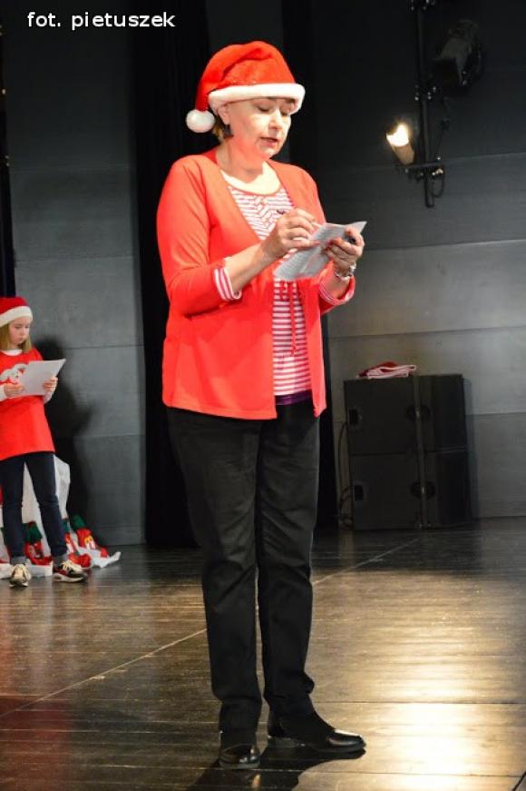 Zostali Mikołajami. Koncert w domu kultury