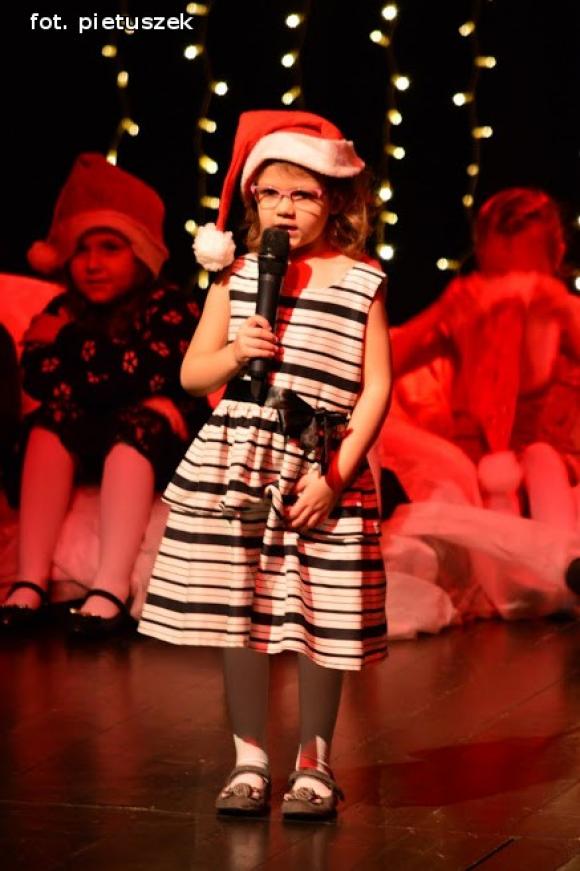 Zostali Mikołajami. Koncert w domu kultury