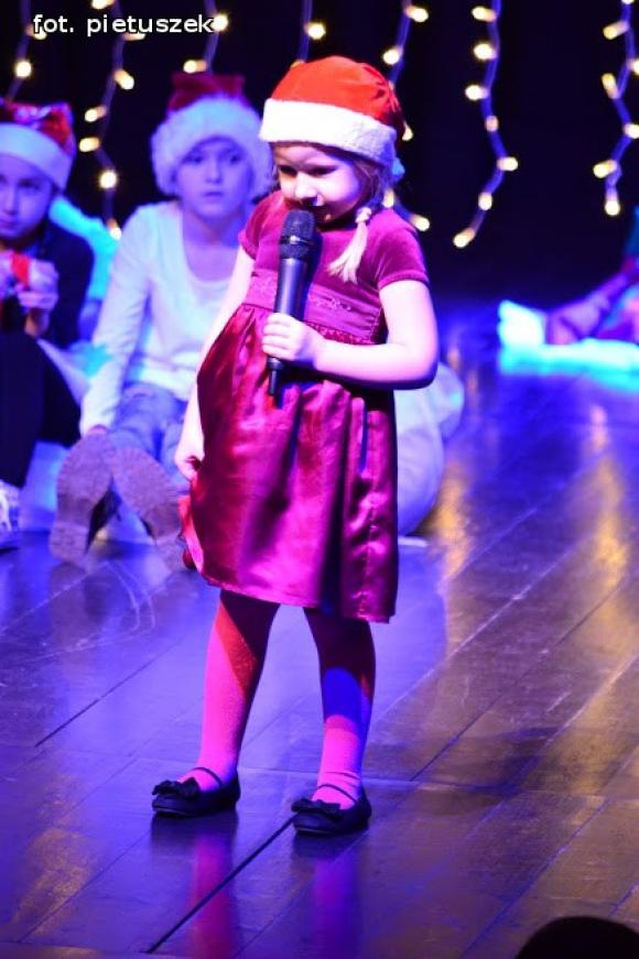 Zostali Mikołajami. Koncert w domu kultury