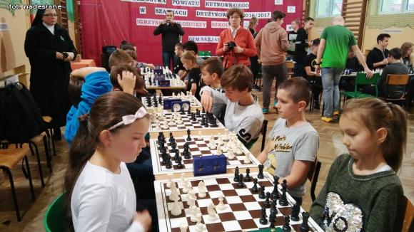 Szachowe Igrzyska i Gimnazjada w 