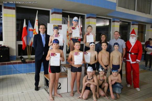 Nasi pływacy na Zawodach Mikołajkowych w Gostyninie
