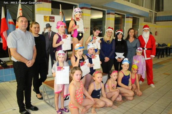 Nasi pływacy na Zawodach Mikołajkowych w Gostyninie
