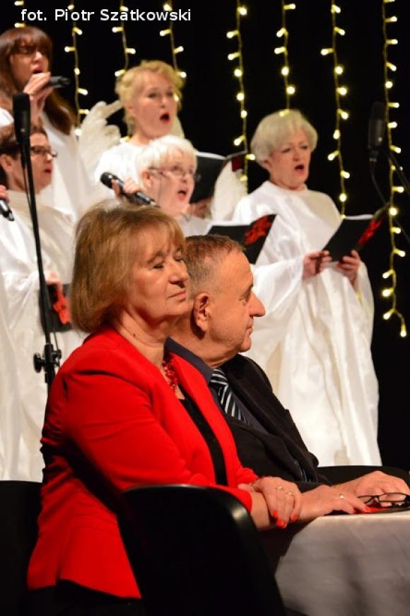 Znak przyjaźni i pojednania w UTW