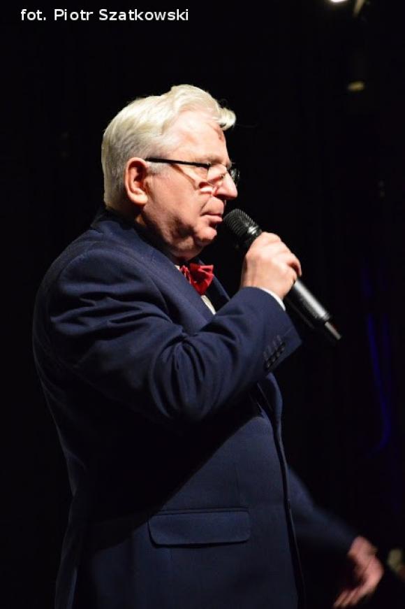 Znak przyjaźni i pojednania w UTW