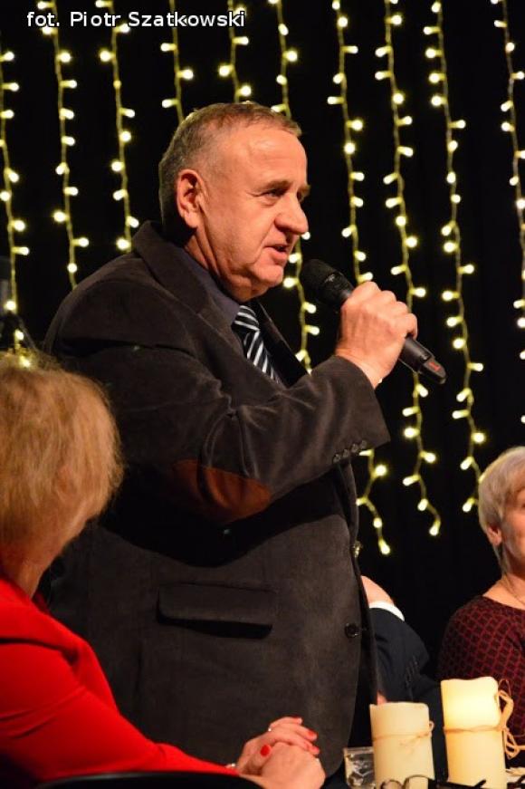 Znak przyjaźni i pojednania w UTW