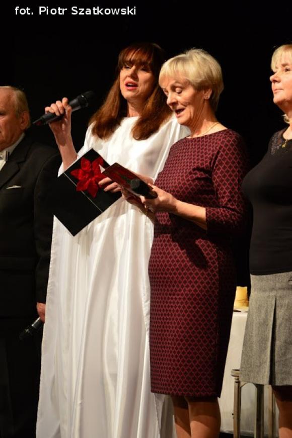 Znak przyjaźni i pojednania w UTW