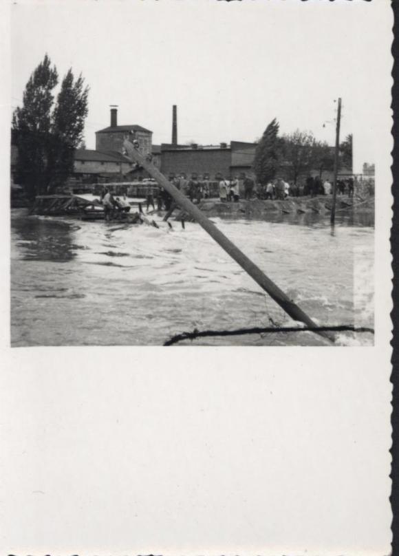 Świadek czasu, światło prawdy/Było i nie minie. Wielka woda w Kutnie