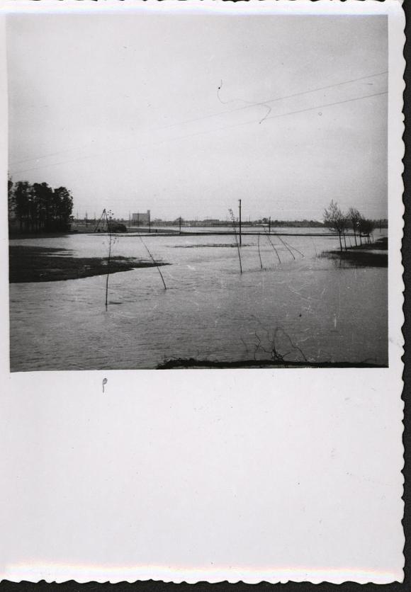 Świadek czasu, światło prawdy/Było i nie minie. Wielka woda w Kutnie