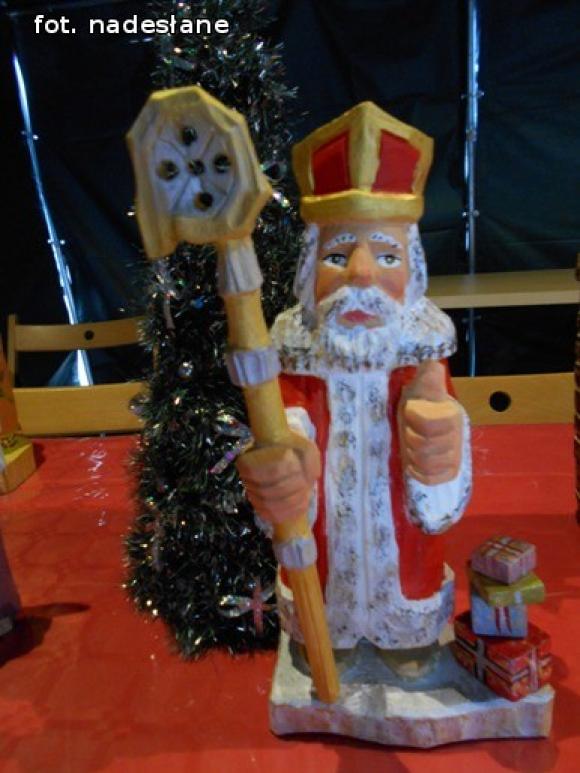 Jutro w Dworku Modrzewiowym Kiermasz Świąteczny