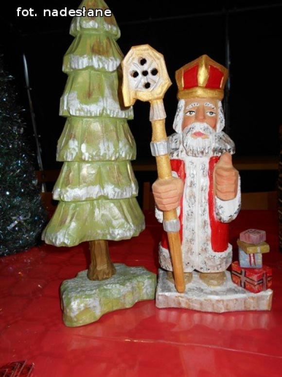 Jutro w Dworku Modrzewiowym Kiermasz Świąteczny