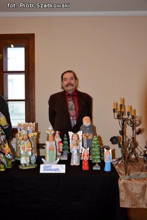 Coraz bliżej święta, coraz bliżej święta ... Jeden uśmiech znaczy więcej niż sto słów