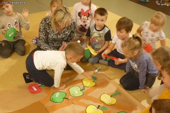 Entliczek - Pentliczek teatrzyk przedszkolny