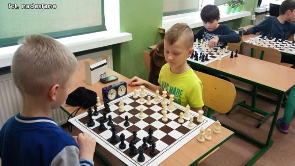 Szachy - Królewska Pasja w Szkole Podstawowej nr 6 w Kutnie