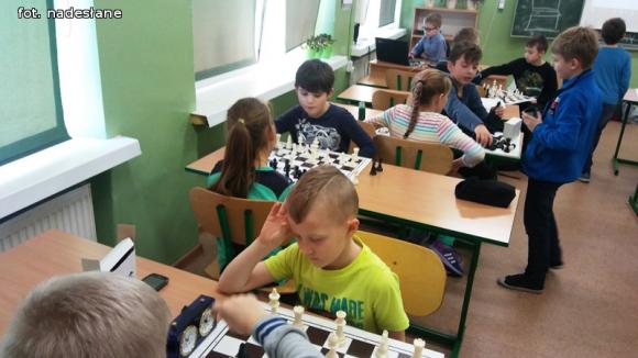 Szachy - Królewska Pasja w Szkole Podstawowej nr 6 w Kutnie