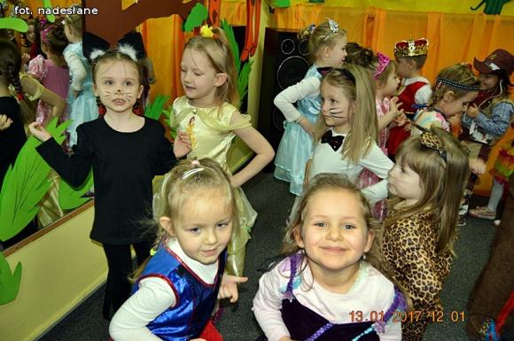 Przedszkolaki bawiły się na balu W pustyni i puszczy