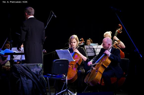 Początek jubileuszowego roku w domu kultury pod magiczną i pełną humoru batutą