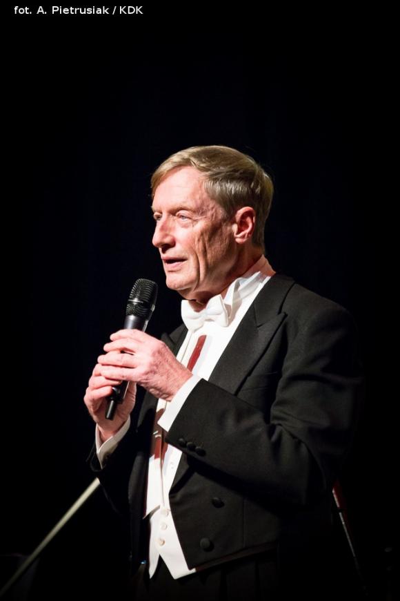 Początek jubileuszowego roku w domu kultury pod magiczną i pełną humoru batutą