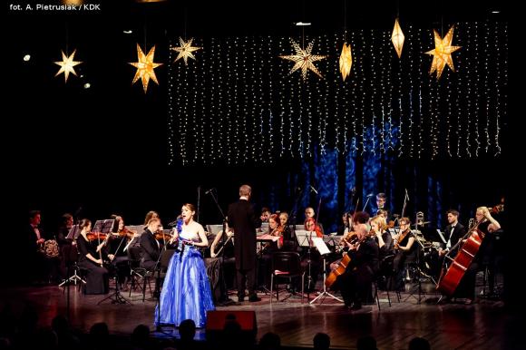 Początek jubileuszowego roku w domu kultury pod magiczną i pełną humoru batutą