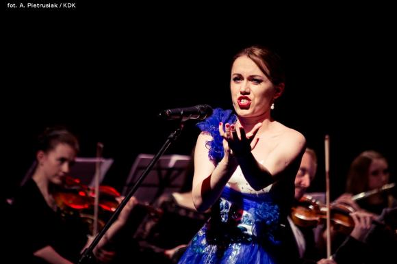 Początek jubileuszowego roku w domu kultury pod magiczną i pełną humoru batutą