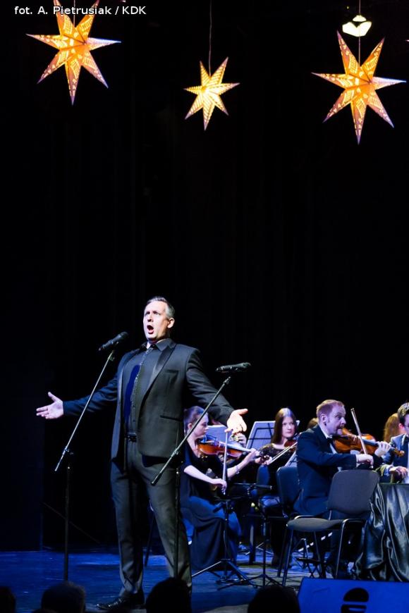 Początek jubileuszowego roku w domu kultury pod magiczną i pełną humoru batutą