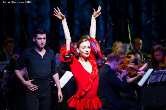 Początek jubileuszowego roku w domu kultury pod magiczną i pełną humoru batutą