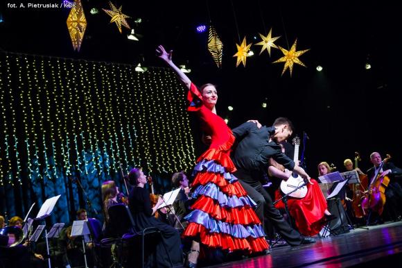 Początek jubileuszowego roku w domu kultury pod magiczną i pełną humoru batutą