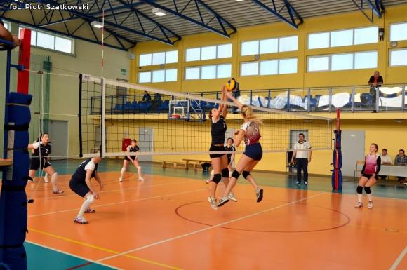 Kutnowska Amatorska Liga Siatkówki. Dziewczyny z Łęczyca Team liderem