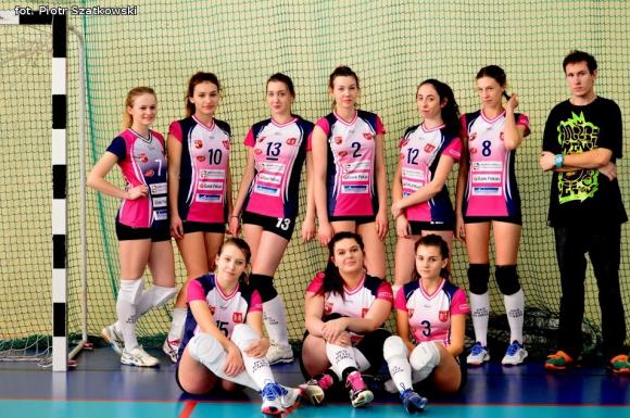 Kutnowska Amatorska Liga Siatkówki. Dziewczyny z Łęczyca Team liderem