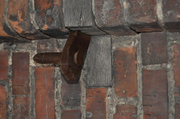 Świadek czasu, światło prawdy/Było i nie minie. Koszary na Bema