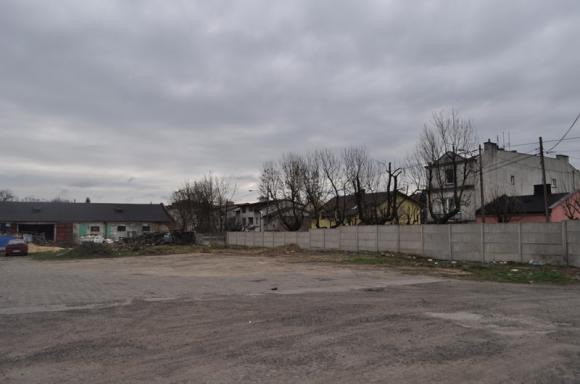 Świadek czasu, światło prawdy/Było i nie minie. Koszary na Bema