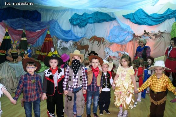 Bal karnawałowy Na dzikim zachodzie