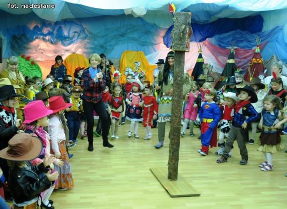 Bal karnawałowy Na dzikim zachodzie