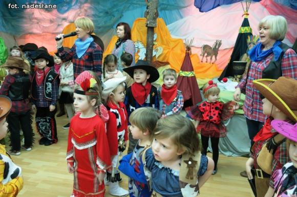 Bal karnawałowy Na dzikim zachodzie