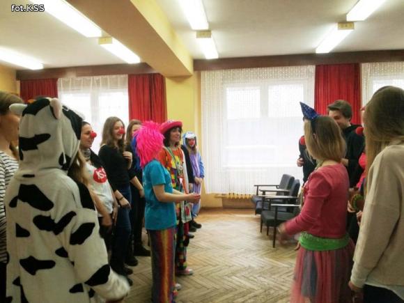 Dr Clown w szpitalu w najbliższą sobotę. Nie ma nic piękniejszego niż, pobudzać chorych do śmiechu